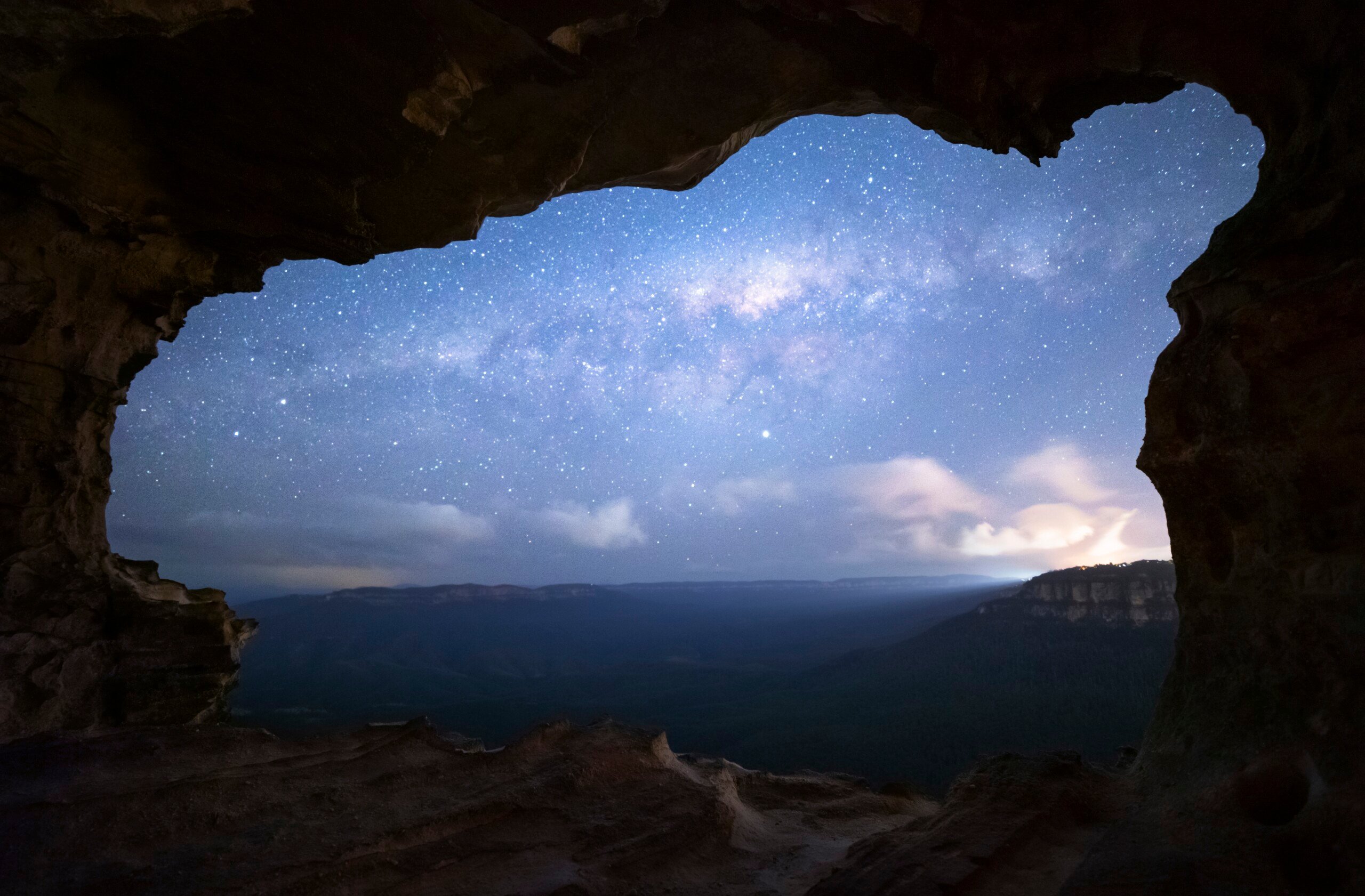 Starry views over Blue Mountains National Park from Lincolns Rock in Wentworth Falls.